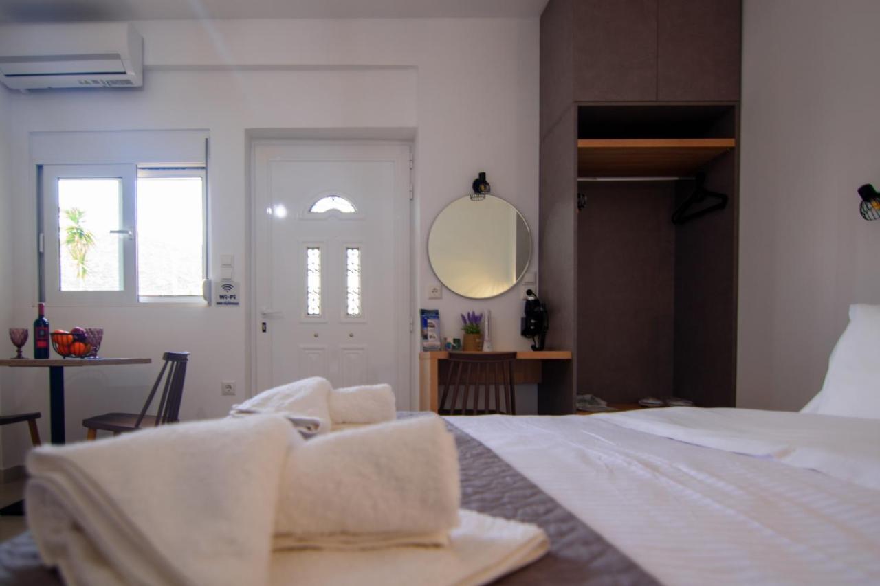 Irene Studio Panorama Apartment Palaiochora Exterior foto