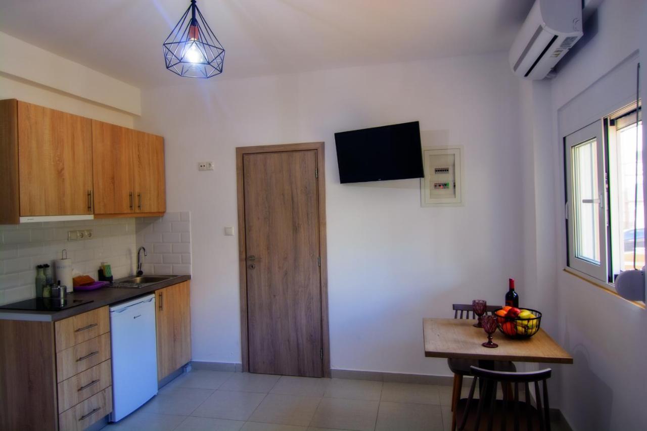Irene Studio Panorama Apartment Palaiochora Exterior foto