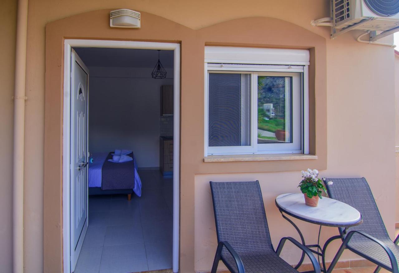 Irene Studio Panorama Apartment Palaiochora Exterior foto